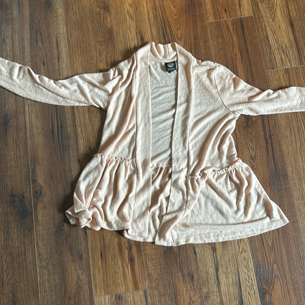 Ruffled cardigan